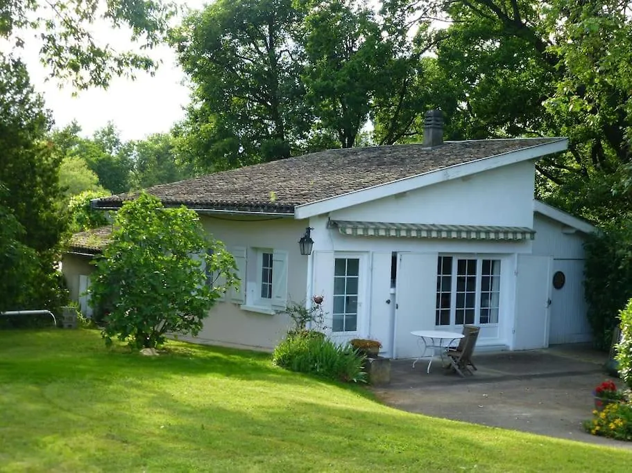 Villa La Plumassiere à Saint-Genis-Laval Hébergement de vacances